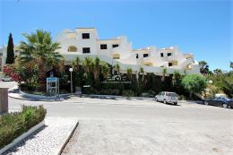 Apartment with pool in popular resort on hilltop position in Carvoeiro Apartment with pool in popular resort on hilltop position in Carvoeiro